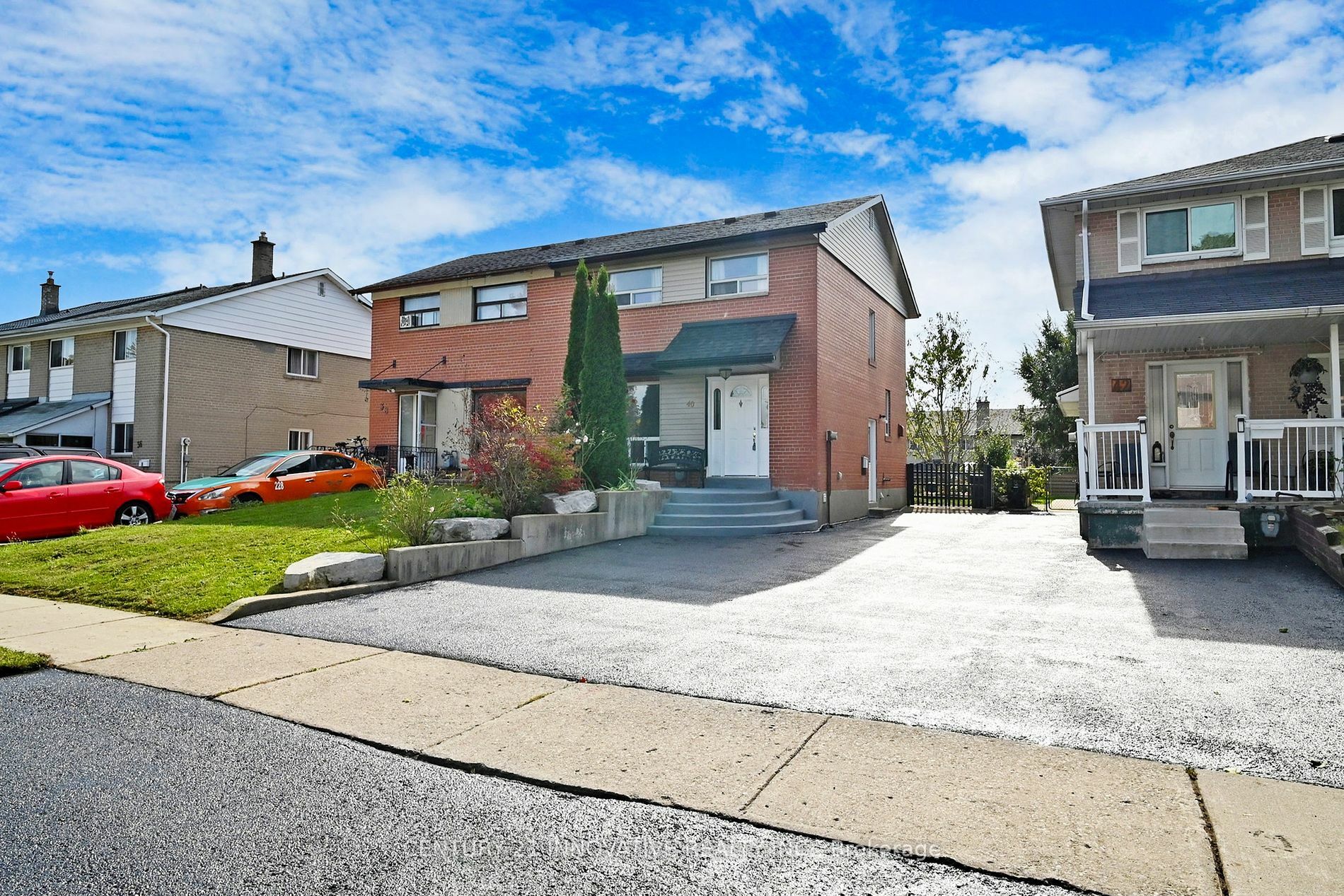 Property Photo:  40 Radwinter Dr  ON M9V 1P8 