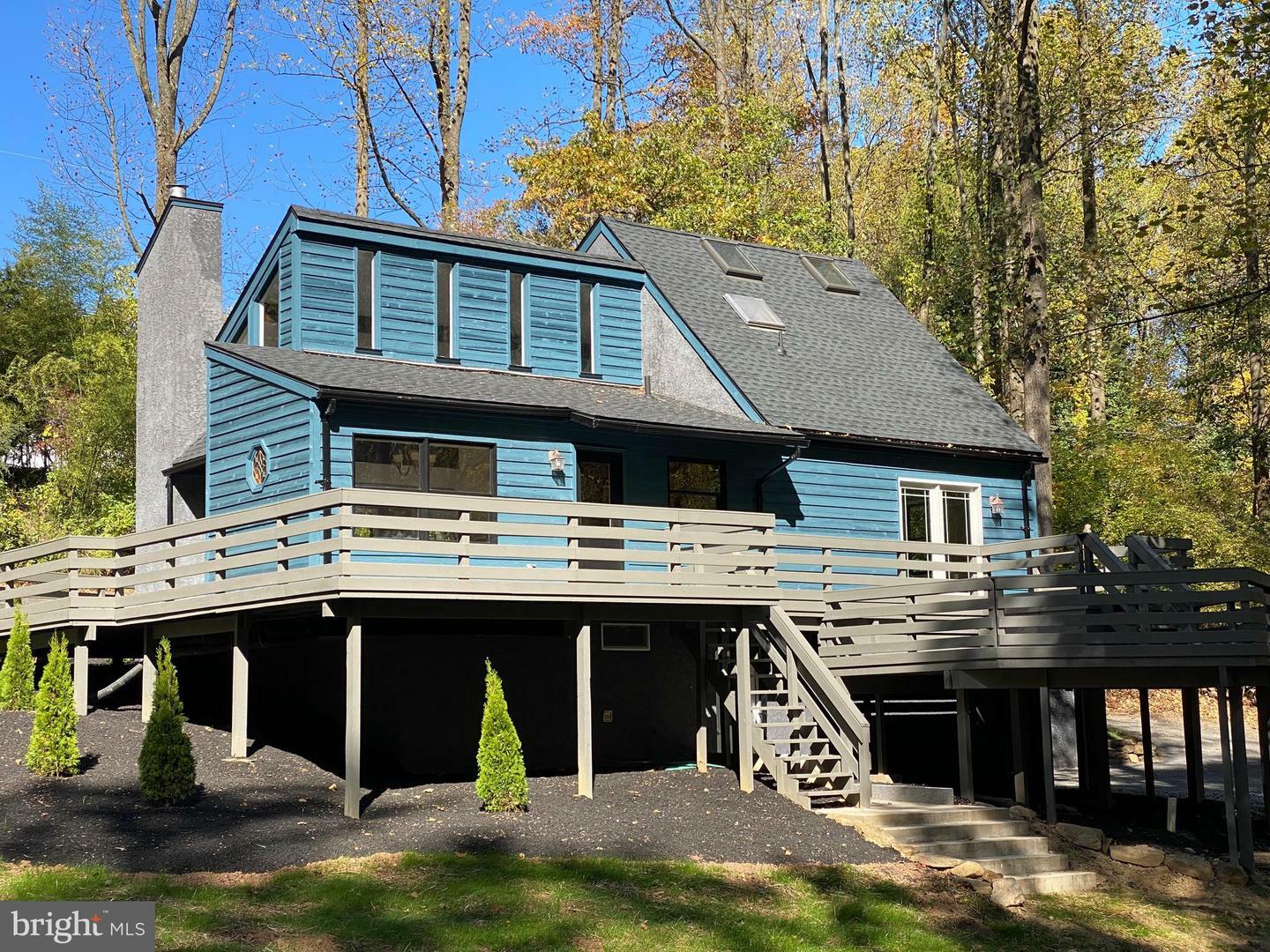 Property Photo:  158 Texter Mt Road  PA 19565 