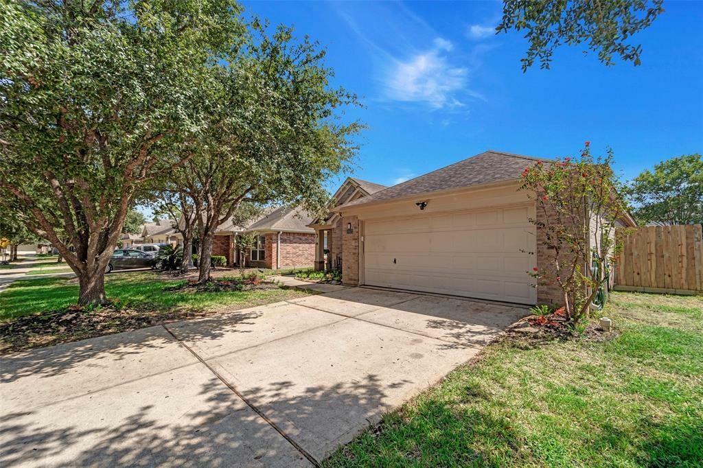 Property Photo:  20523 Daisy Bloom Court  TX 77433 