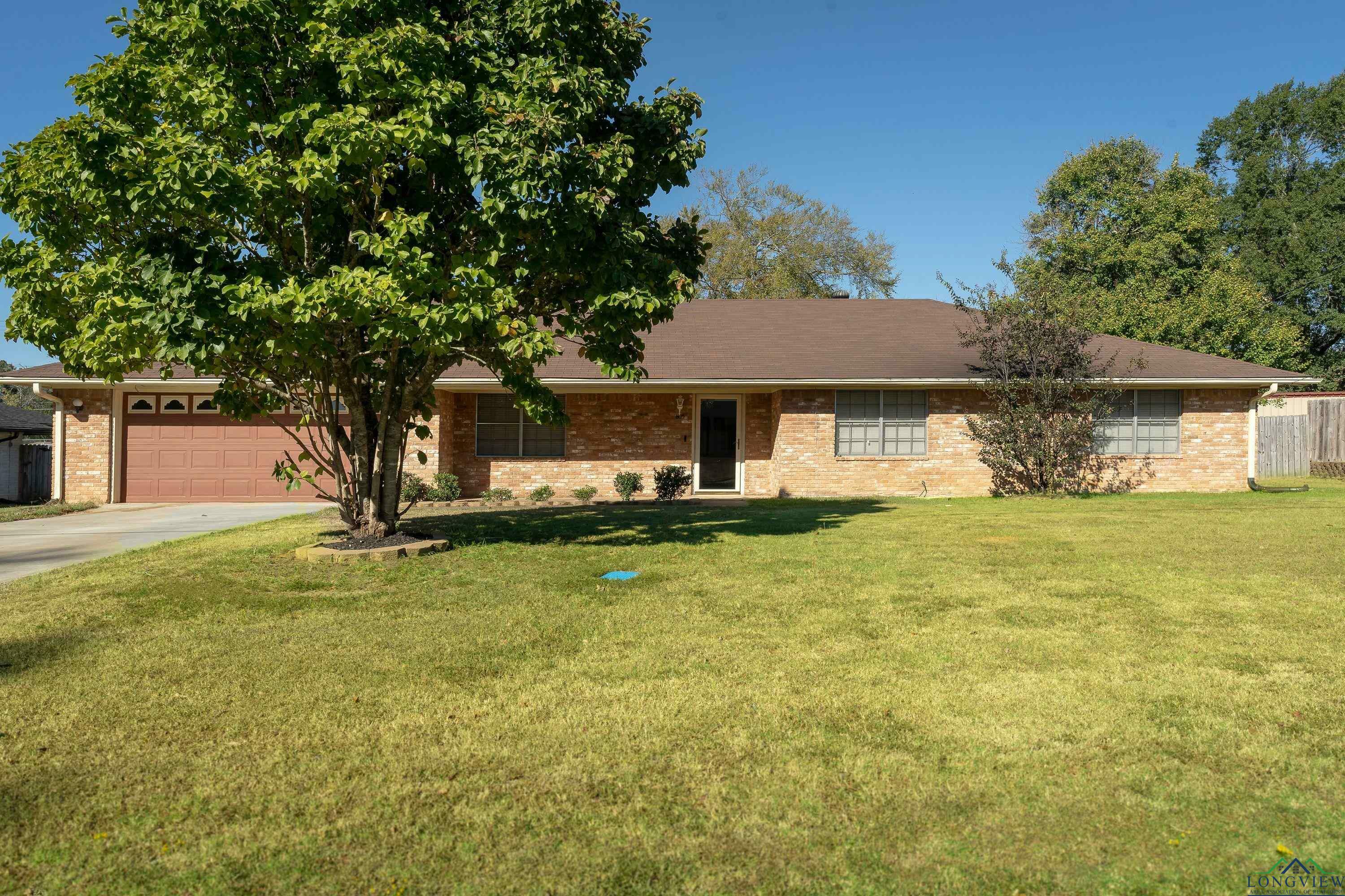 805 Sherman Dr.  Marshall TX 75672 photo