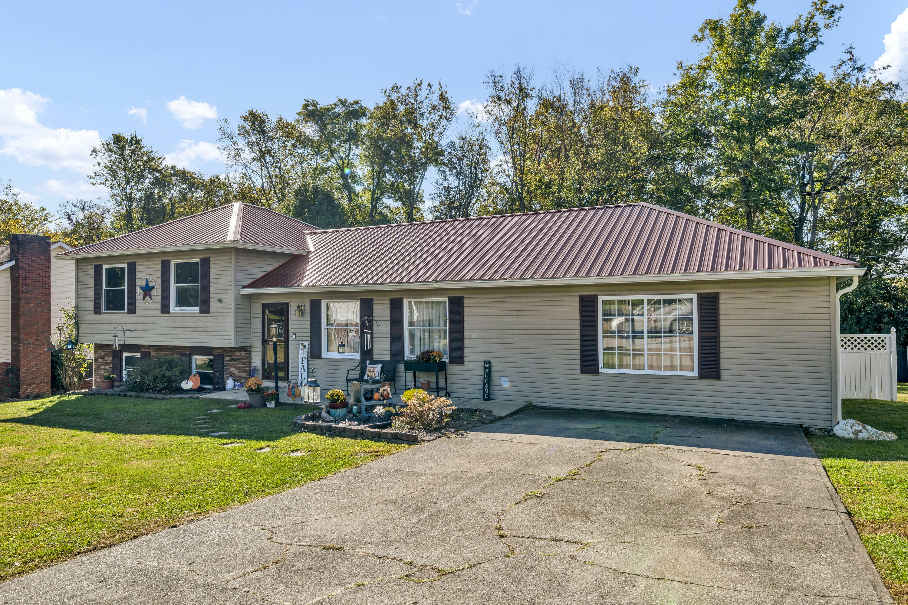 Property Photo:  536 South Algonquin Drive  KY 41056 