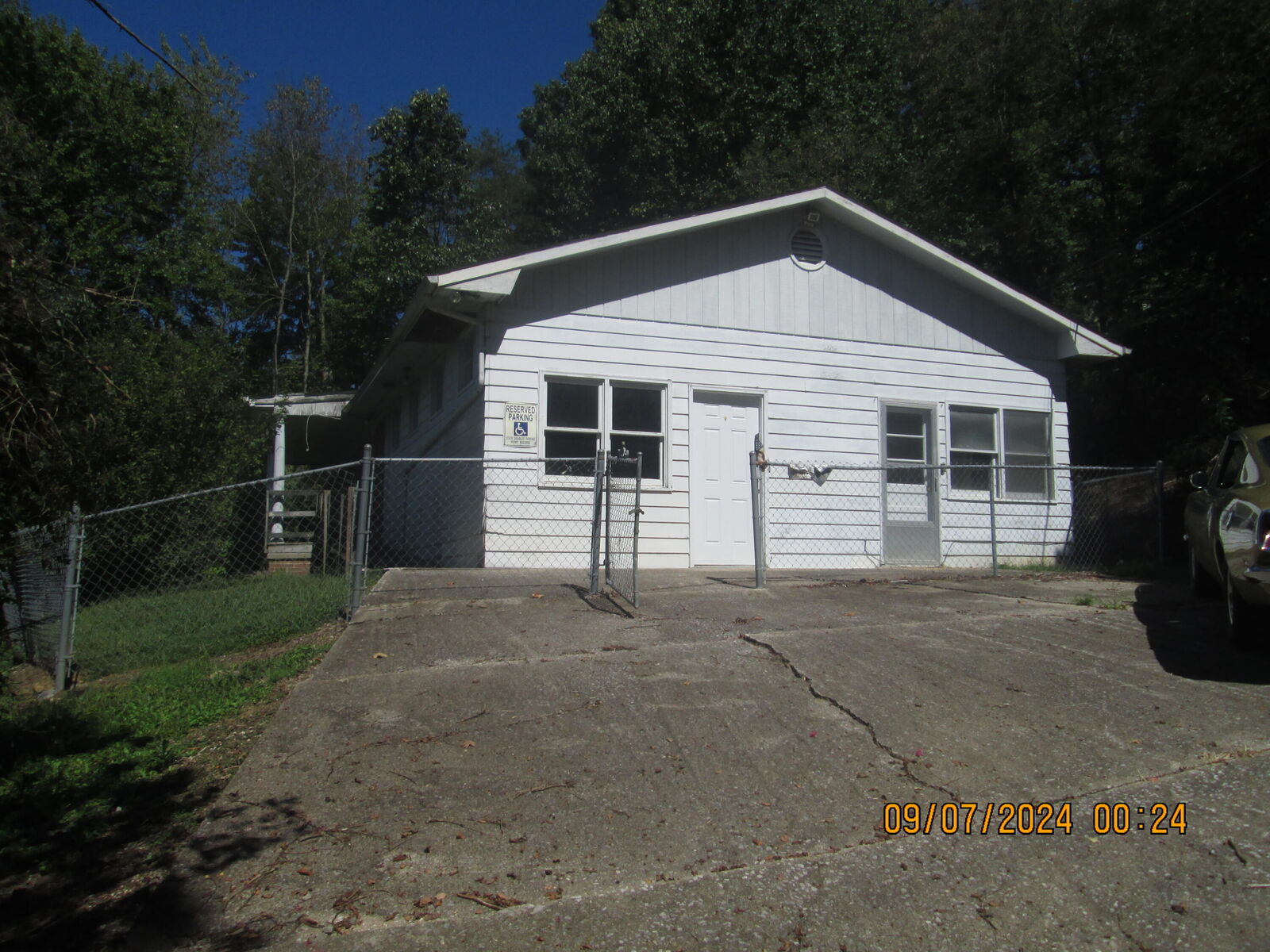Property Photo: 4394 W US 25 KY 40769