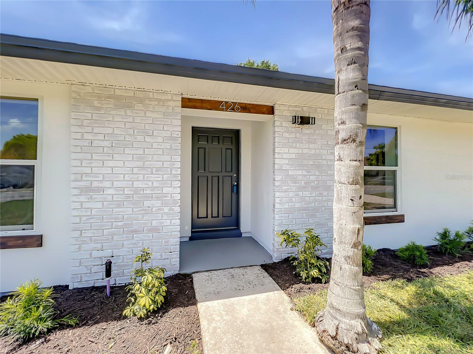 Property Photo:  426 E 6th Avenue  FL 34786 