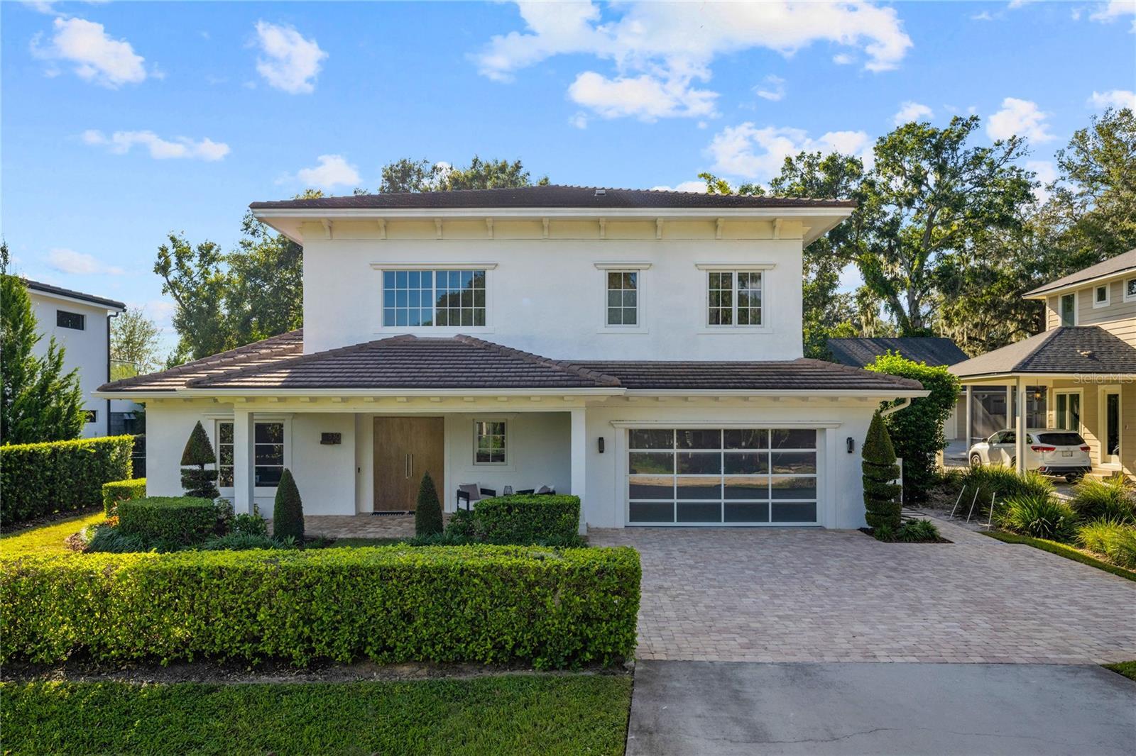 Property Photo: 830 Oakdale Street FL 34786