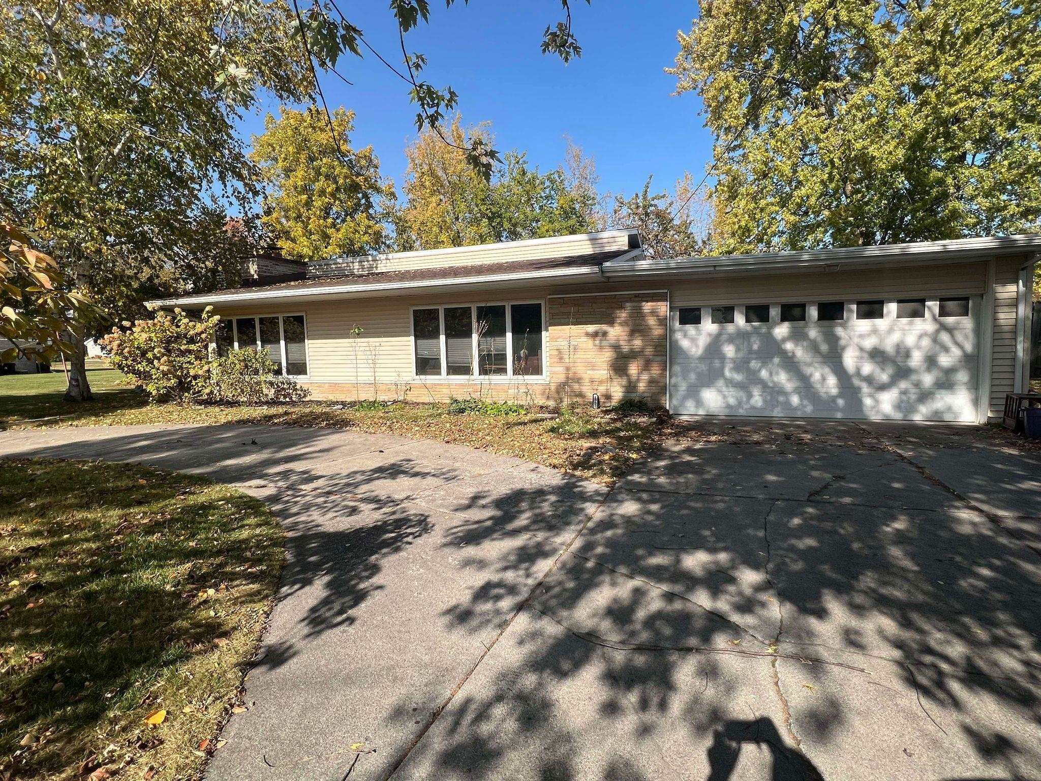 Property Photo:  1007 Borton Avenue  MI 48732 