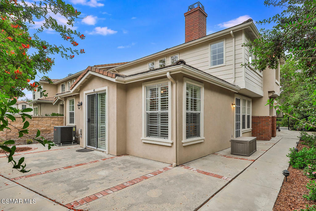 43 Greenmeadow Drive  Newbury Park CA 91320 photo