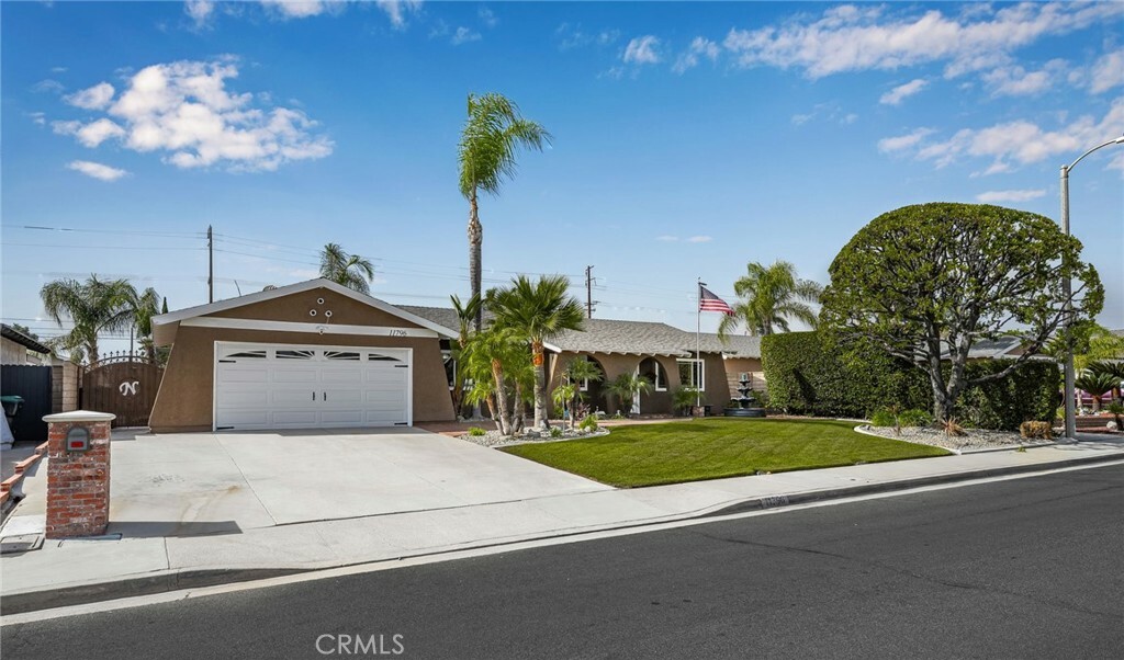 Property Photo:  11796 Craw Avenue  CA 91710 