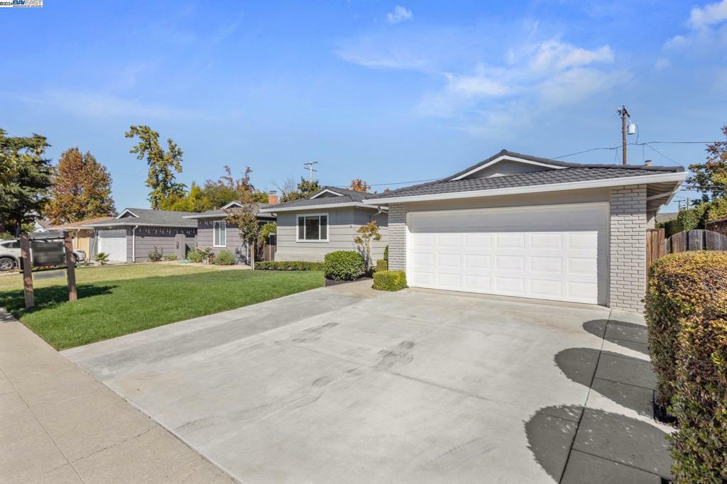 Property Photo:  5573 Glenoak Ct  CA 95129 