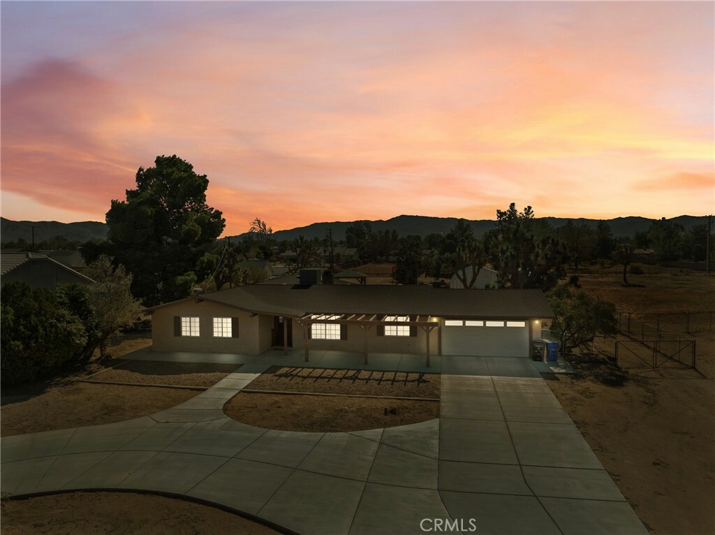 Property Photo:  14101 Hopi Road  CA 92307 