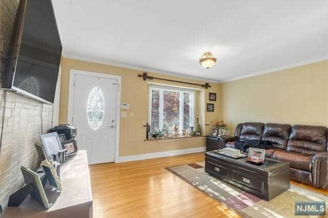 Property Photo:  136 Willard Avenue  NJ 07512 