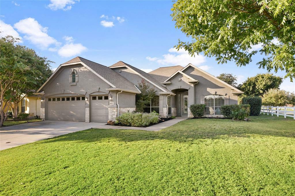 Property Photo:  10517 Belvedere Drive  TX 76207 