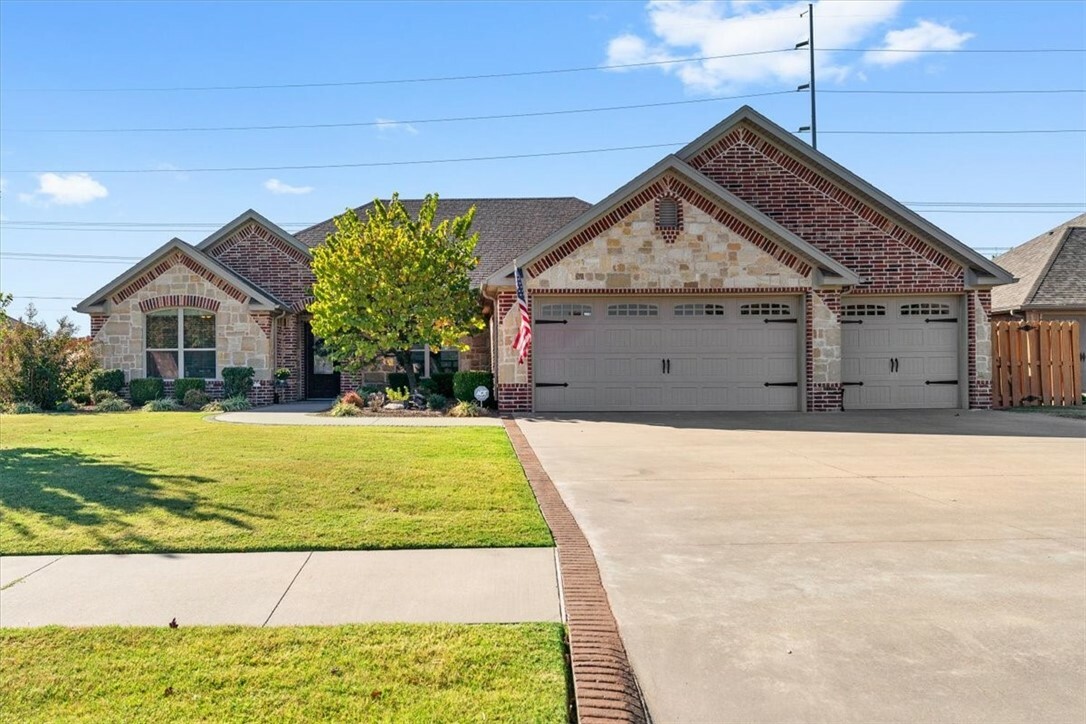 Property Photo:  2504 Calm Ridge Road  AR 72713 