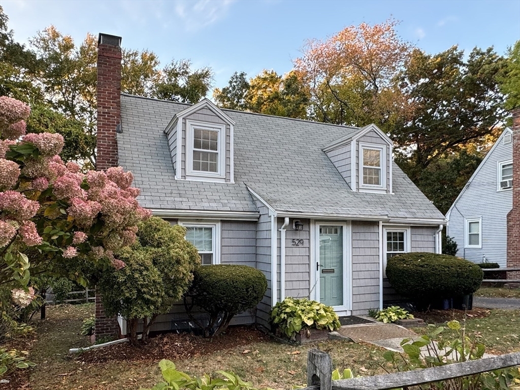 Property Photo:  529 Poplar Street  MA 02131 