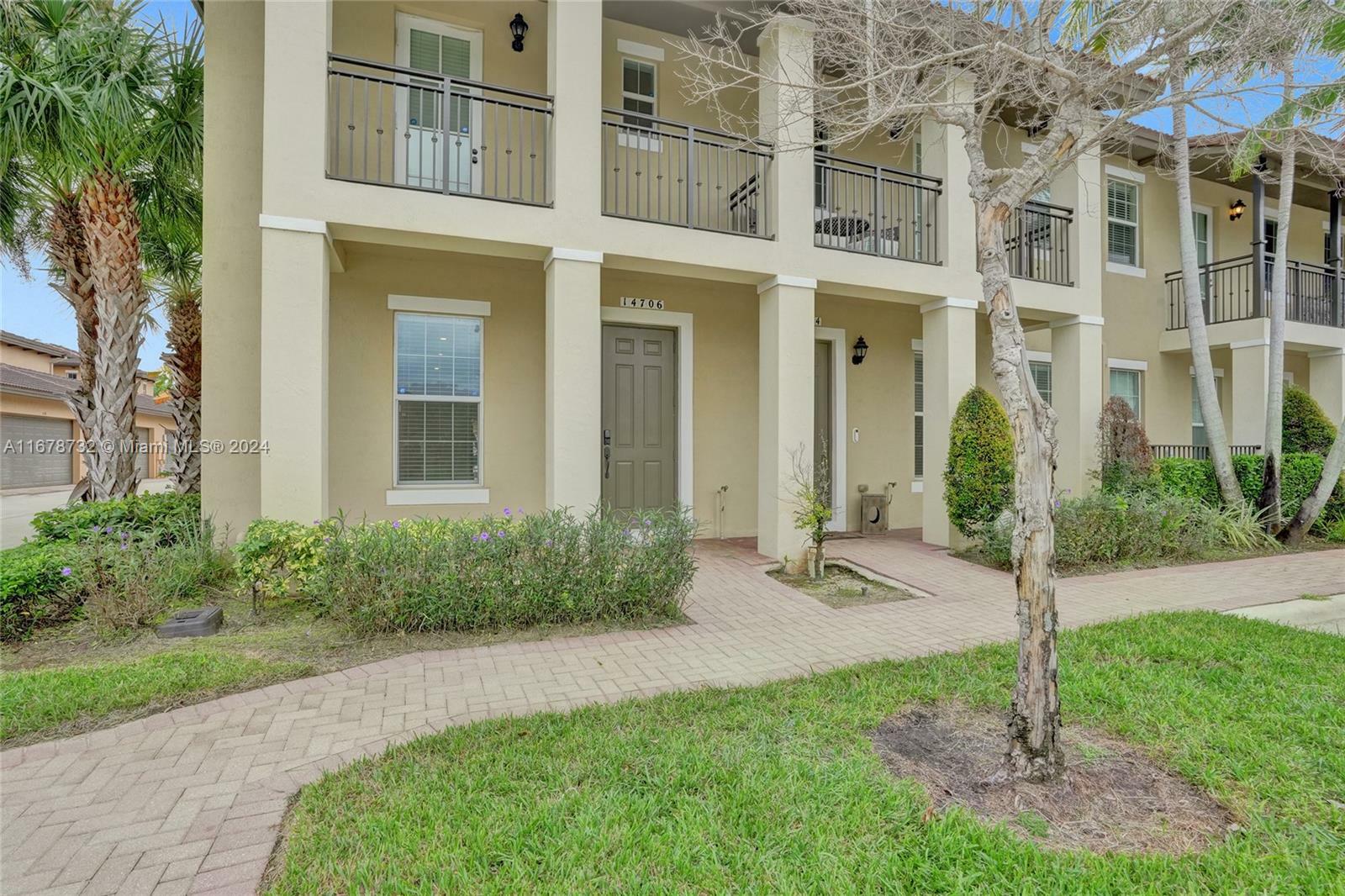 Property Photo:  14706 SW 12th St  FL 33027 