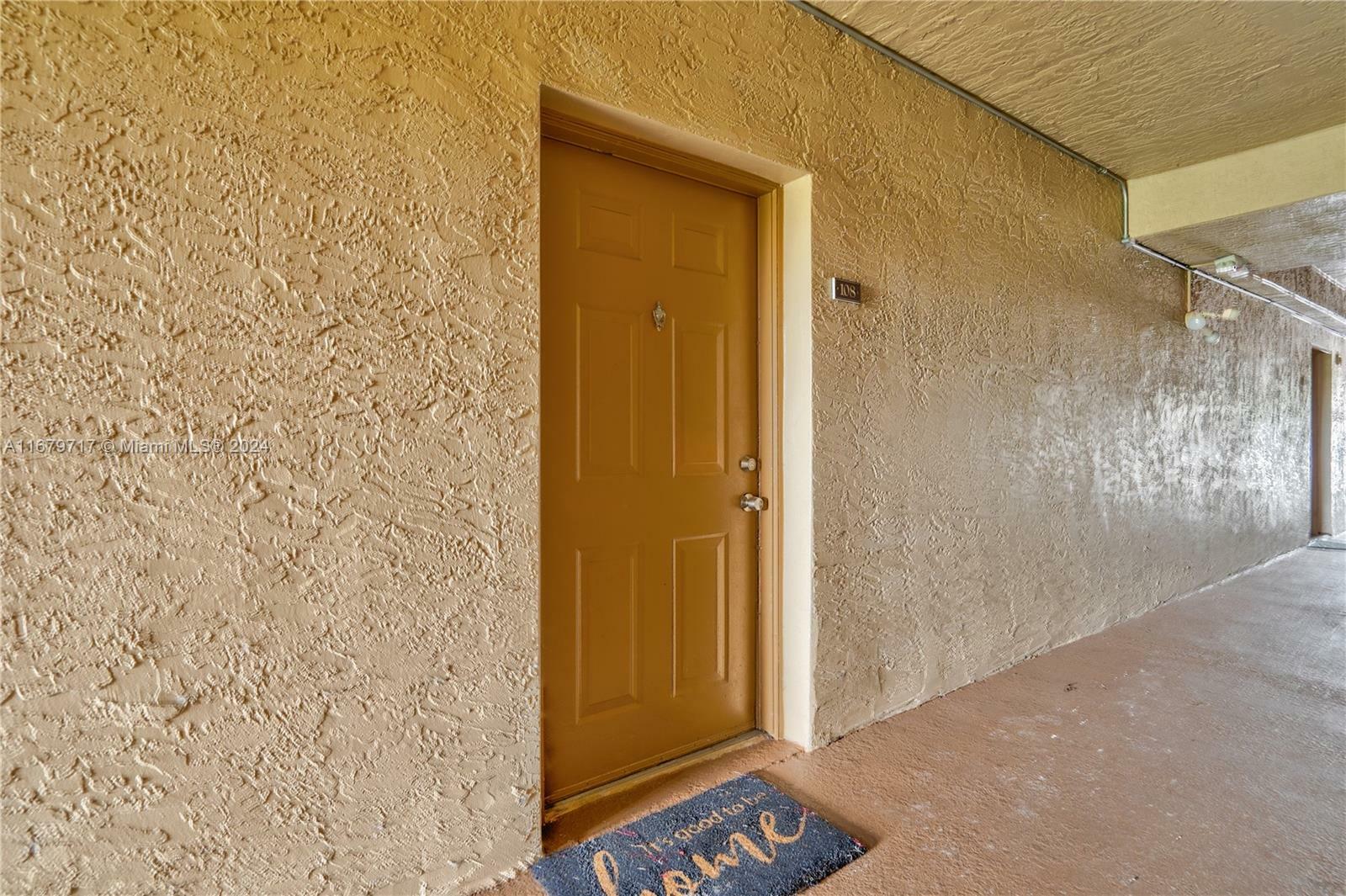 Property Photo:  230 SW 117th Ter 11108  FL 33025 