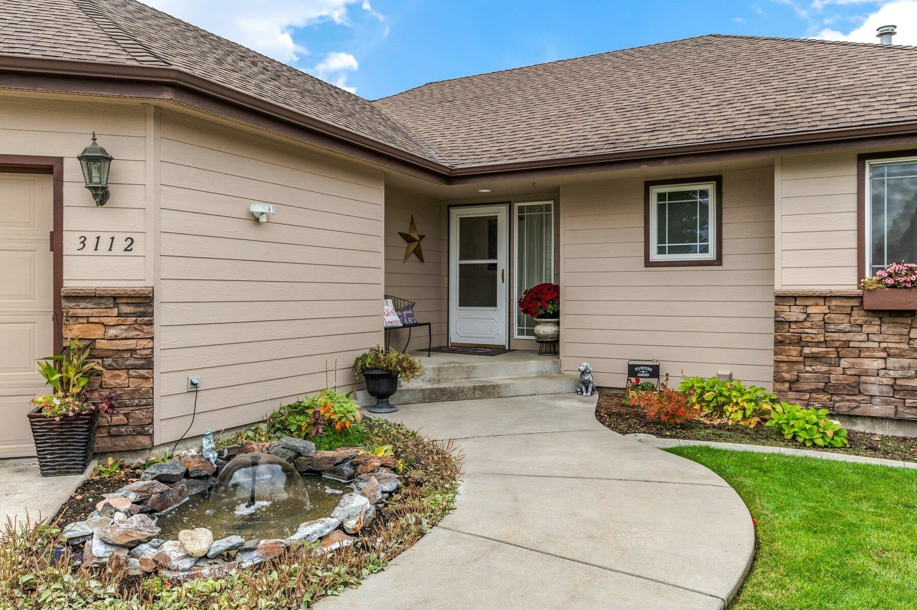 Property Photo:  3112 S Sunnybrook Ct  WA 99037 