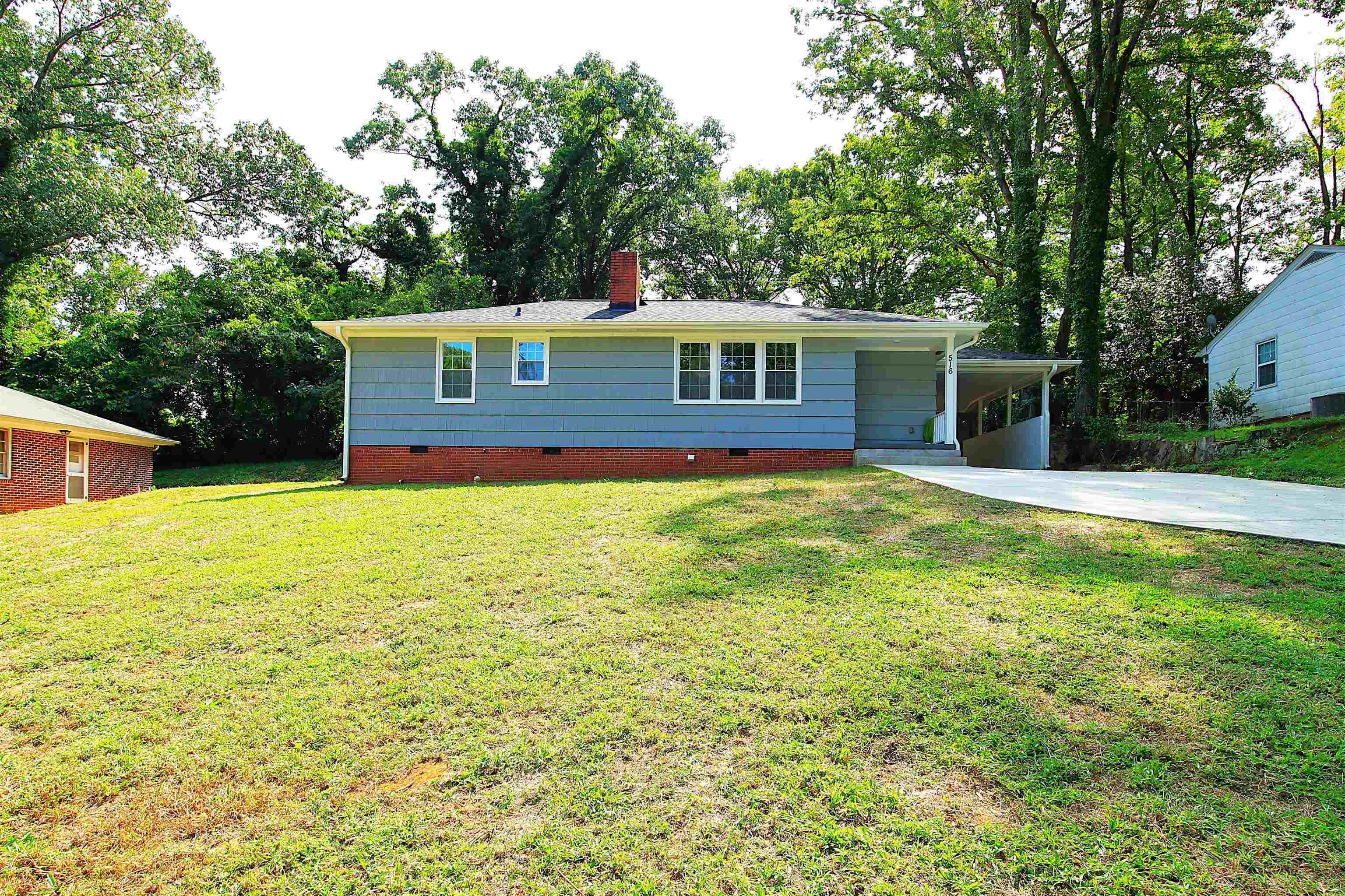 Property Photo:  516 Pennwood Drive  SC 29306 