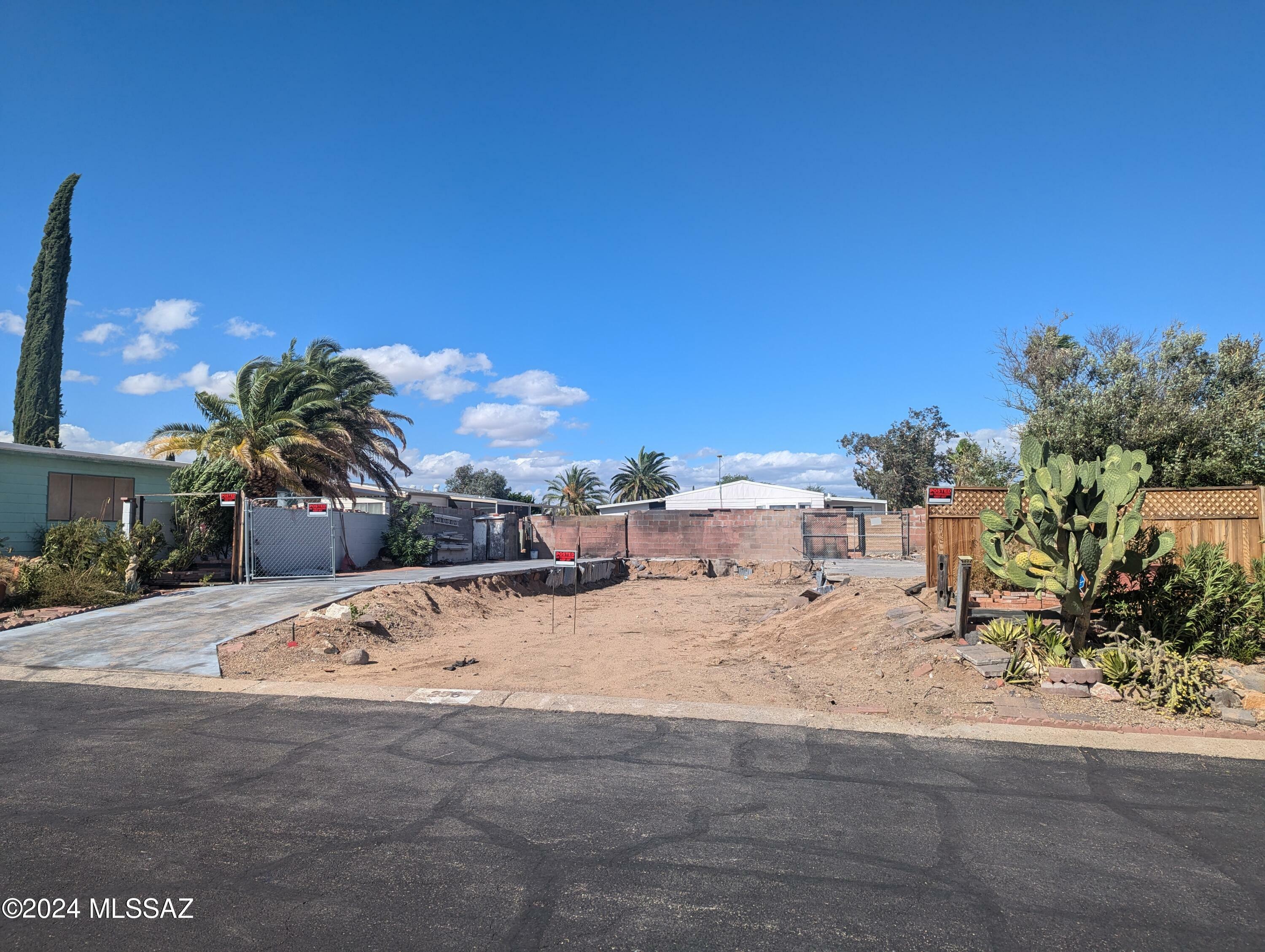 Property Photo:  256 W Rama Drive Lot 178  AZ 85614 