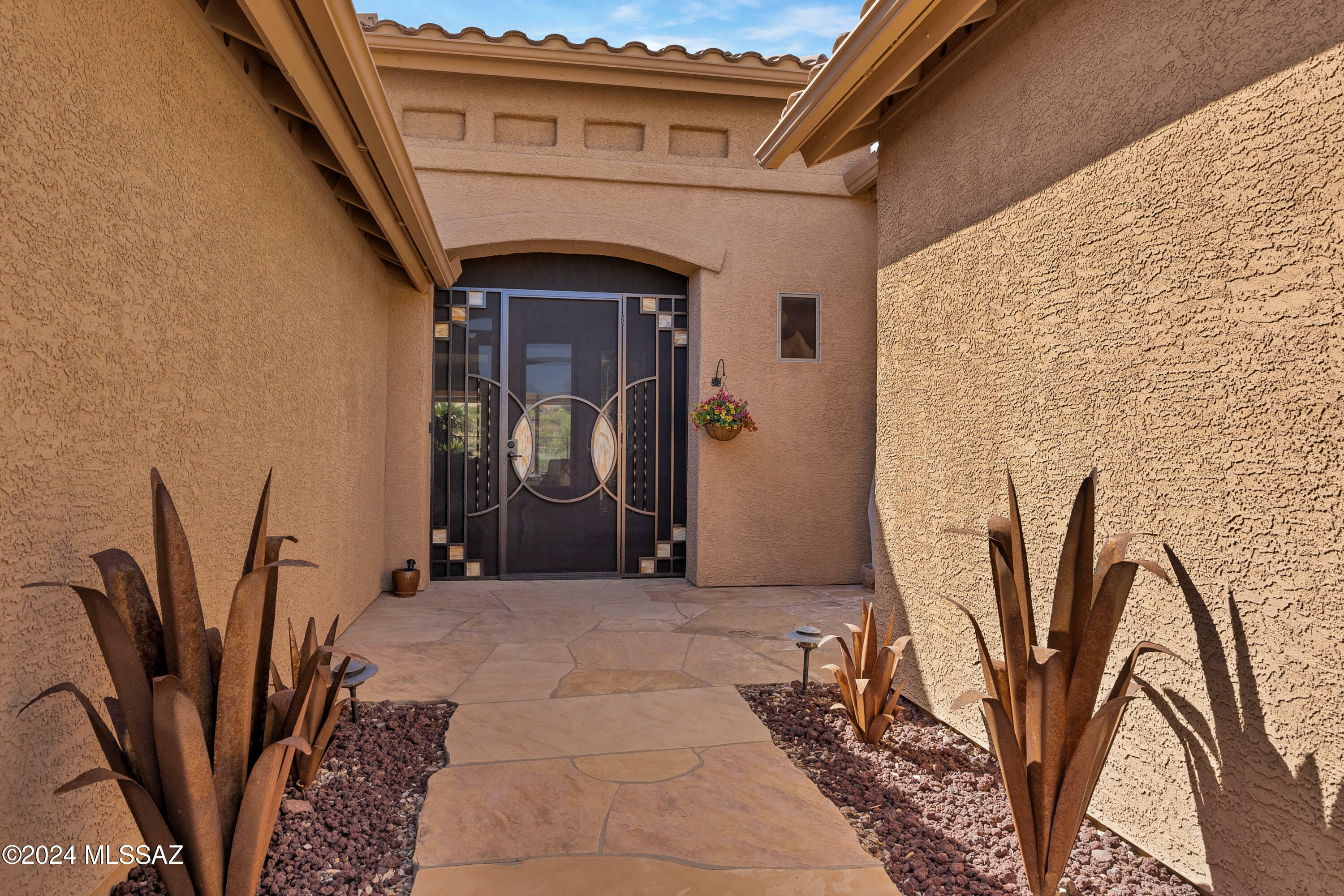 Property Photo:  37266 S Rock Crest Drive  AZ 85739 