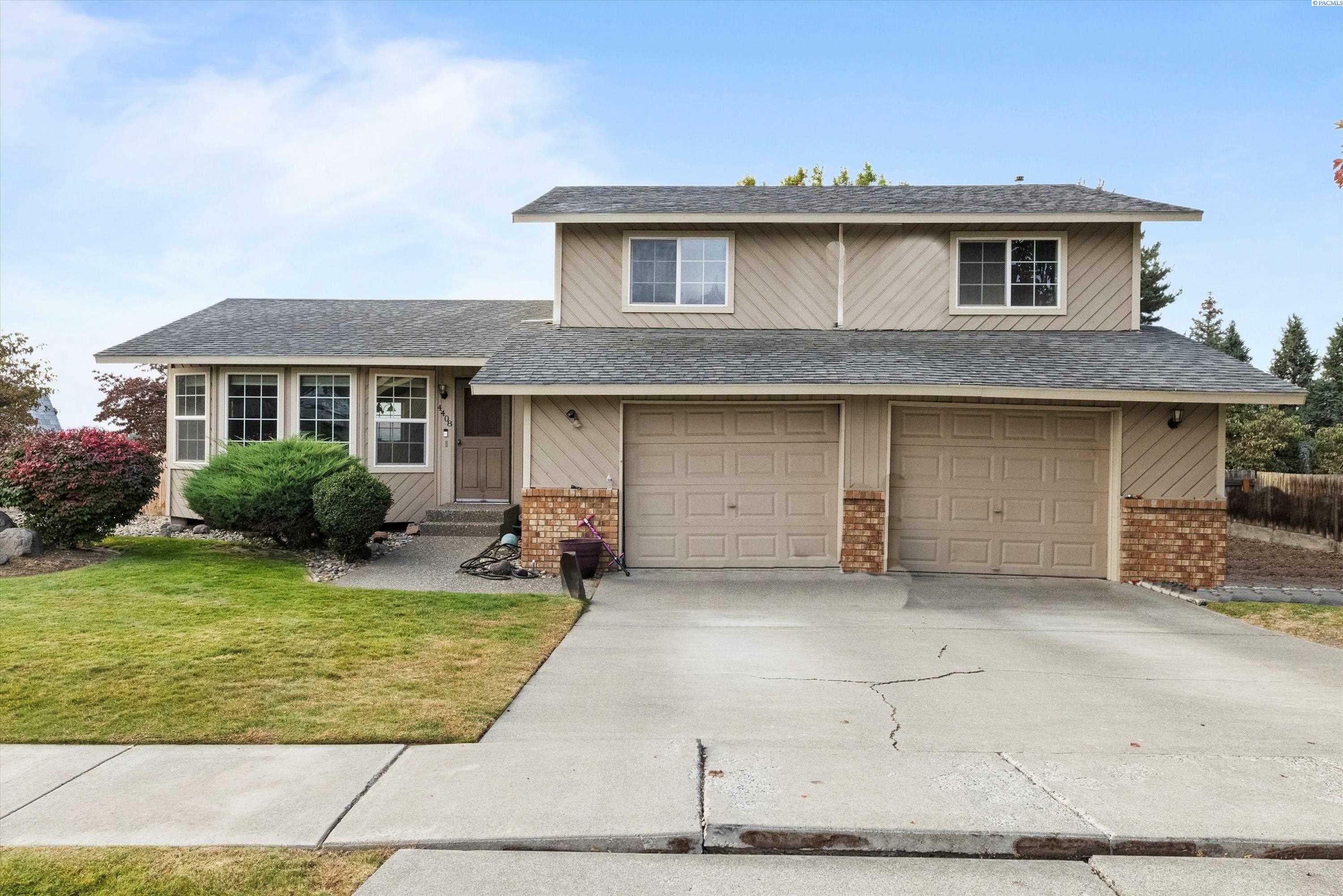 Property Photo:  4408 Desert Drive  WA 99301 