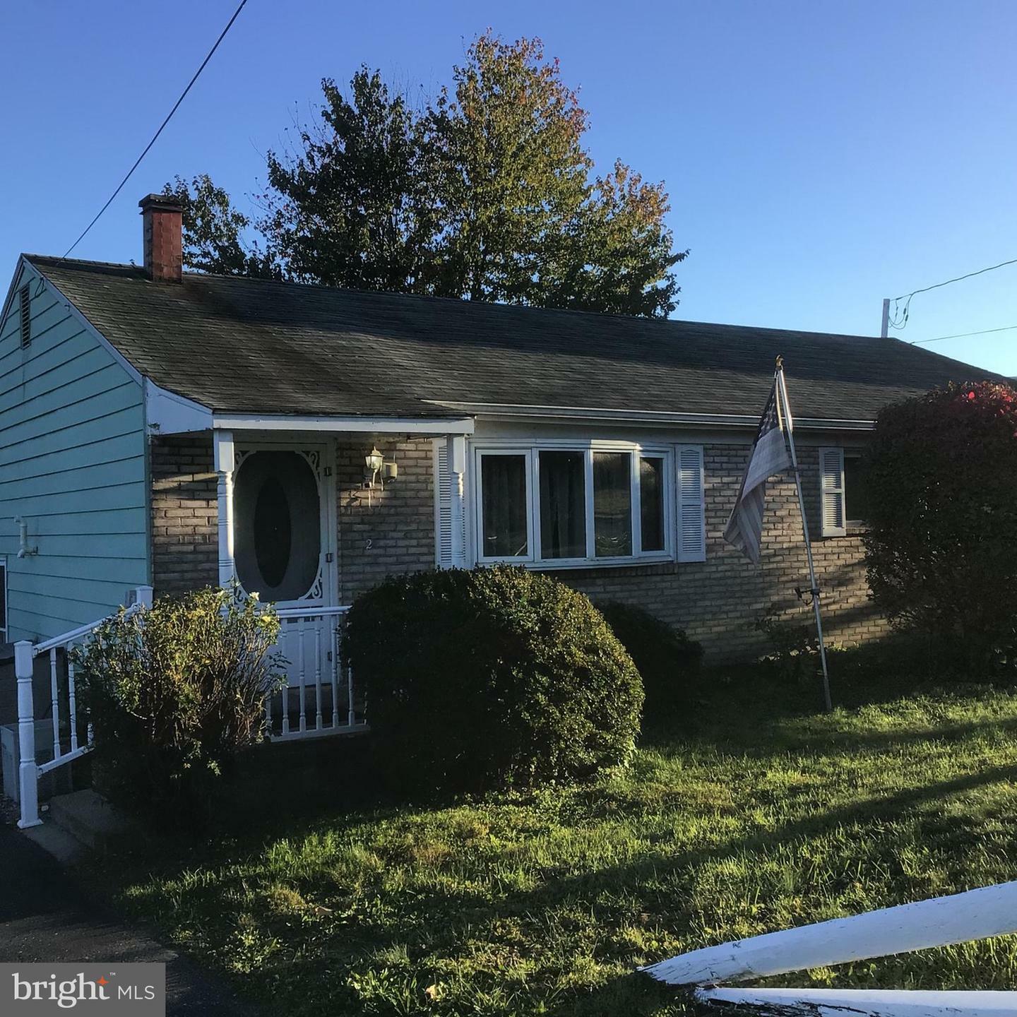 Property Photo:  2 Dulles Drive E  PA 17011 