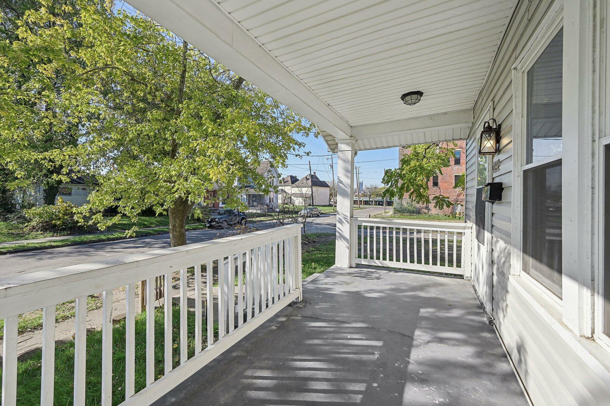 Property Photo:  1122 Hildreth Avenue  OH 43203 