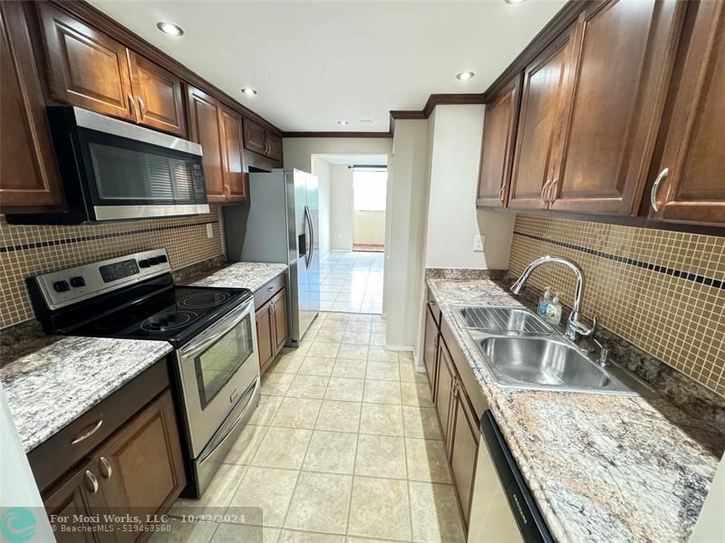 Property Photo:  7401 NW 16th St 408  FL 33313 