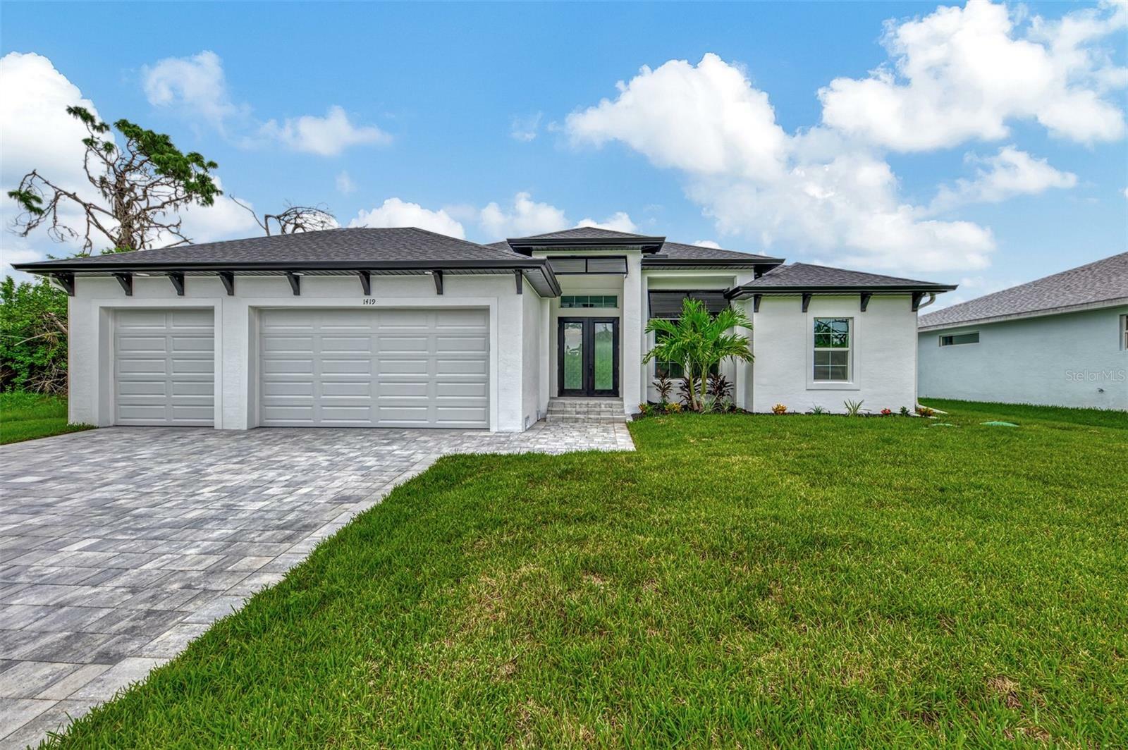 Property Photo:  1419 Liggett Circle  FL 33953 