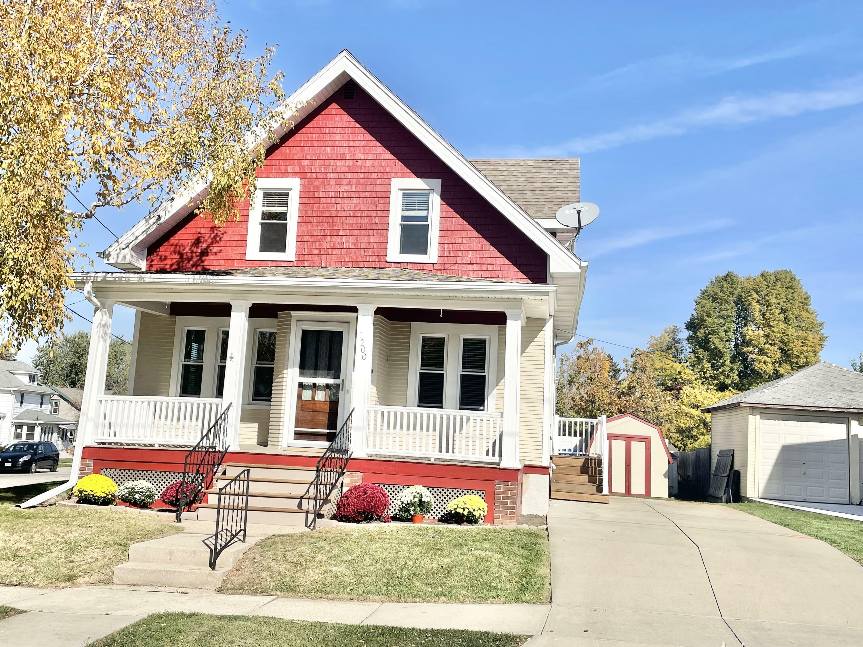 Property Photo:  1200 Ruth St  WI 53094 