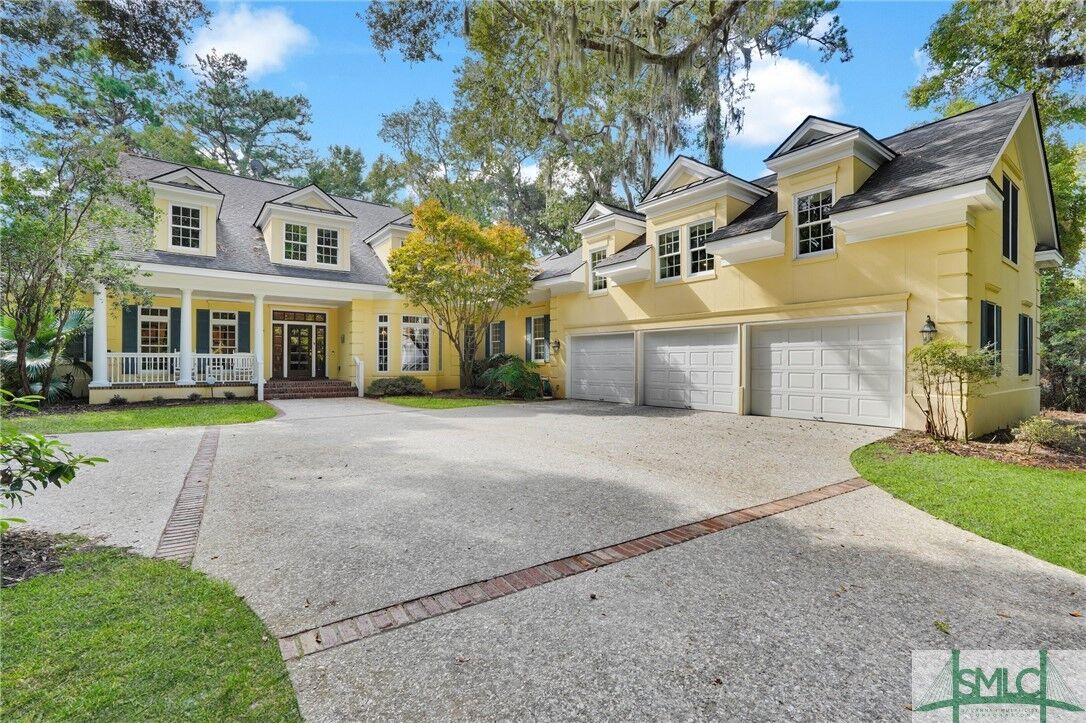 Property Photo: 2 Bellemeade Court GA 31411