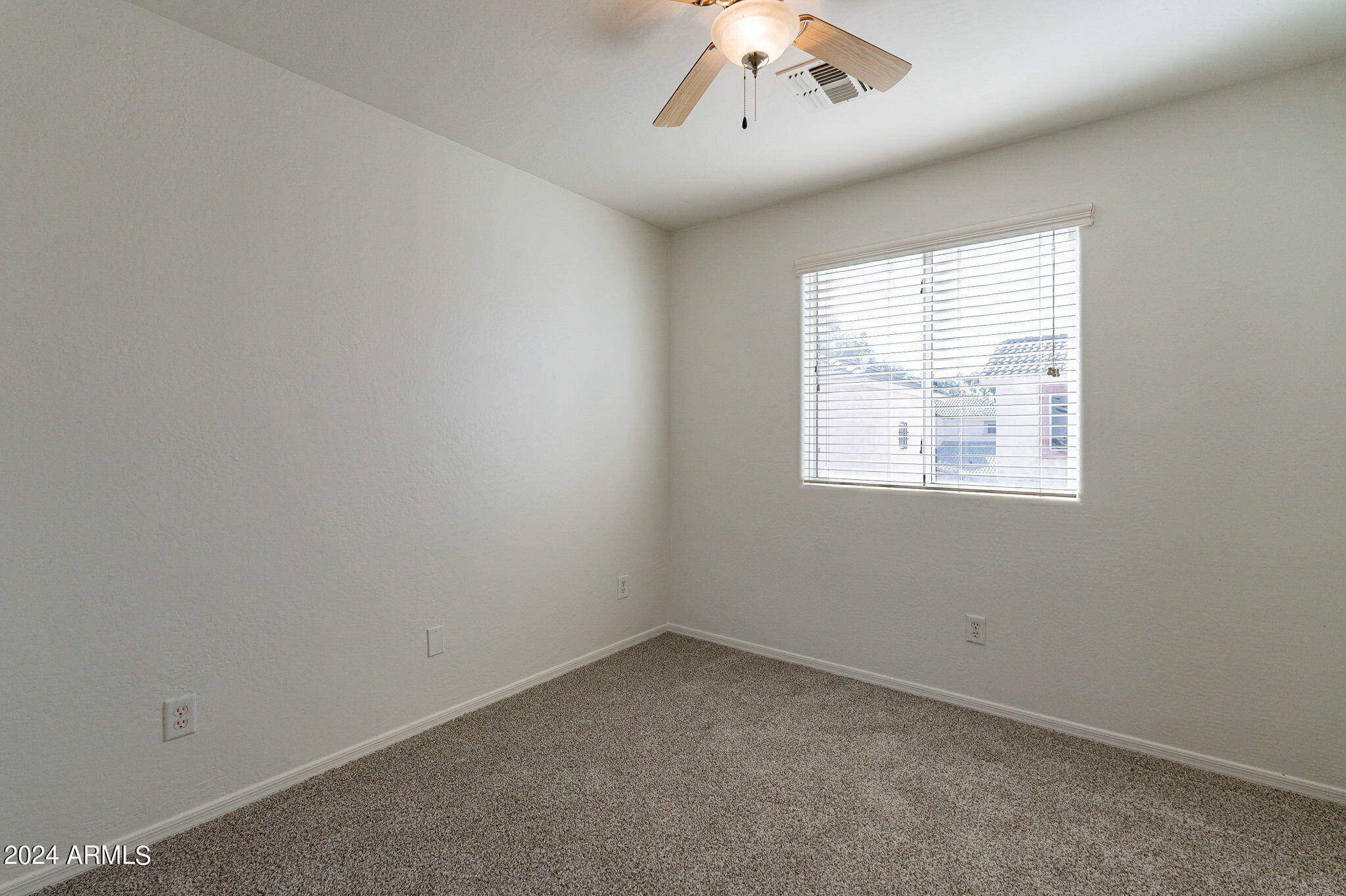 Property Photo: 4249 E Milky Way AZ 85295