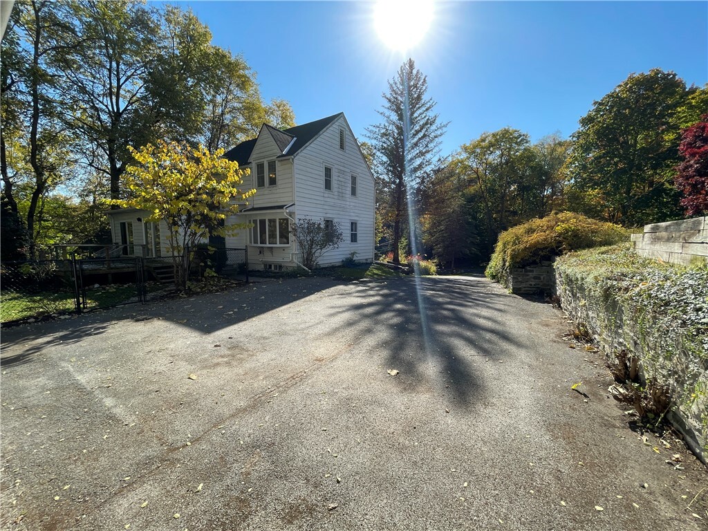 Property Photo:  112 Glenside Road  NY 14850 