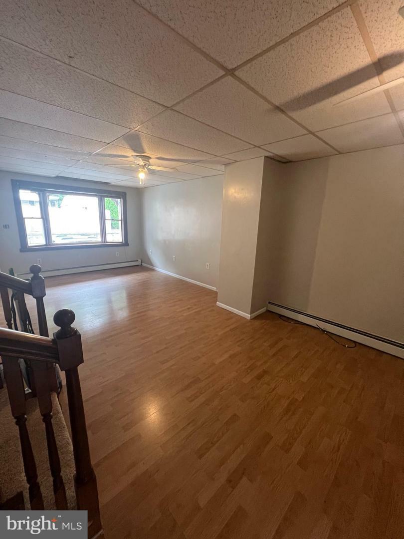 Property Photo:  27 S Delaware Avenue  PA 17954 