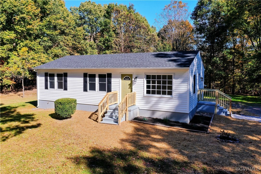 Property Photo:  157 Brooklyn Plantation Road  VA 23960 