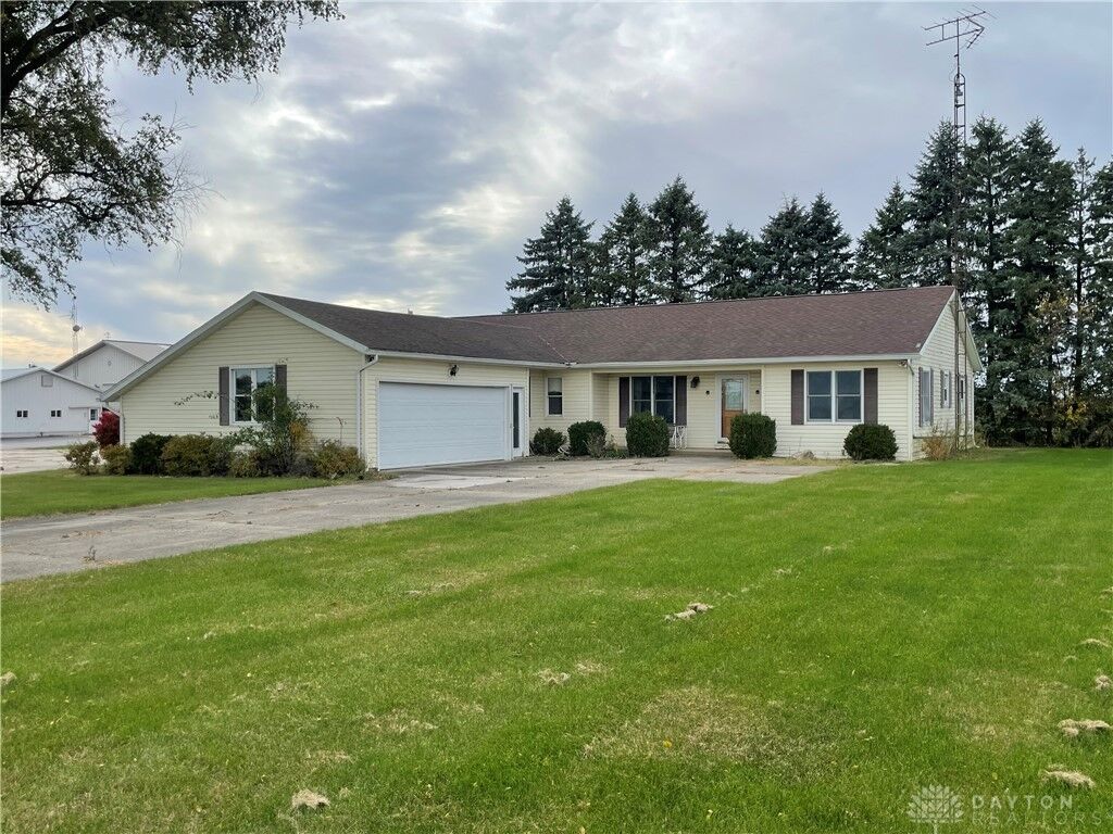 Property Photo:  8620 N Cass Fletch Road  OH 45326 