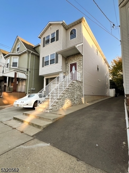 Property Photo:  918 South St  NJ 07202 