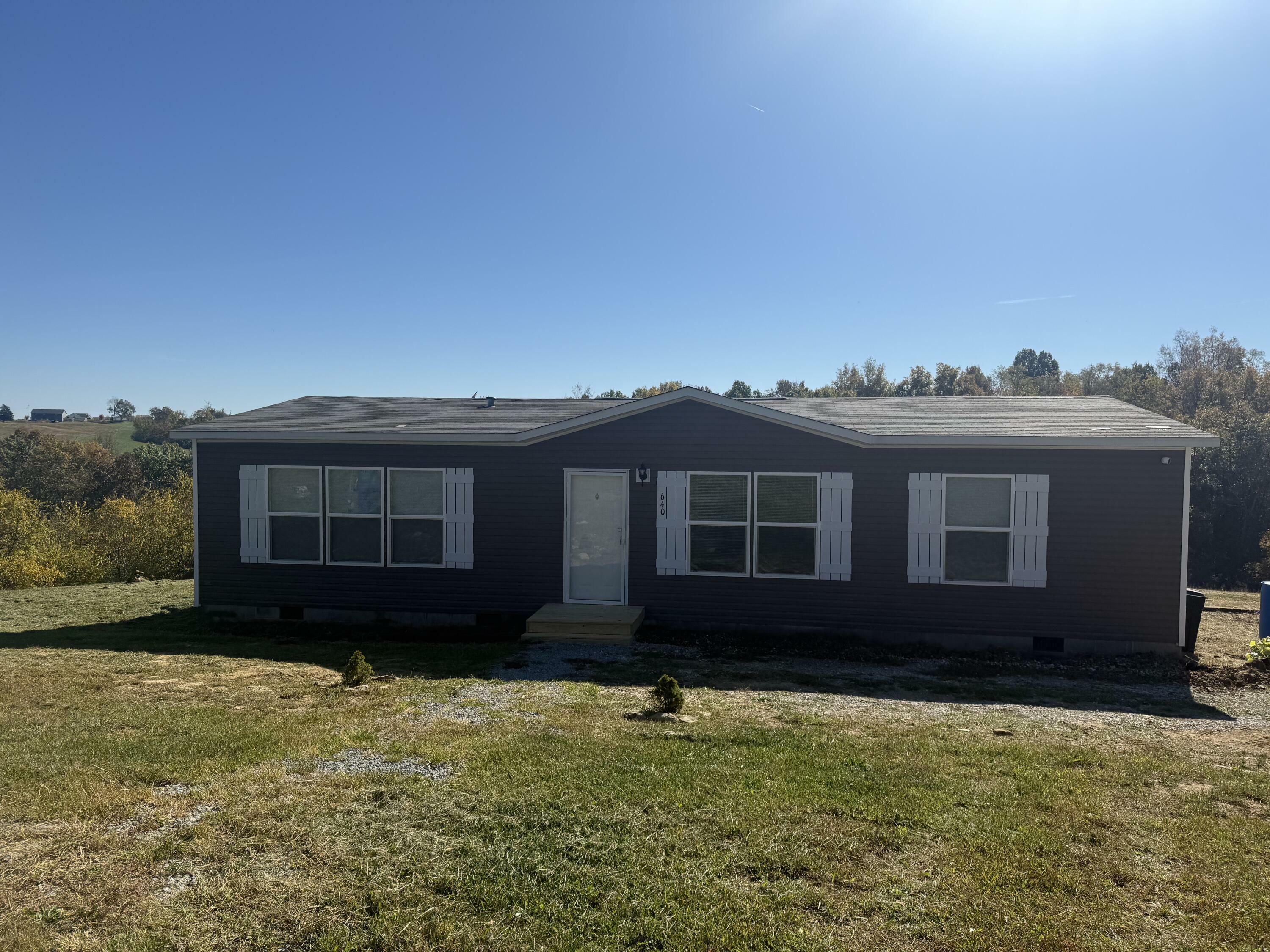 Property Photo:  562 Hart Lane  KY 41041 