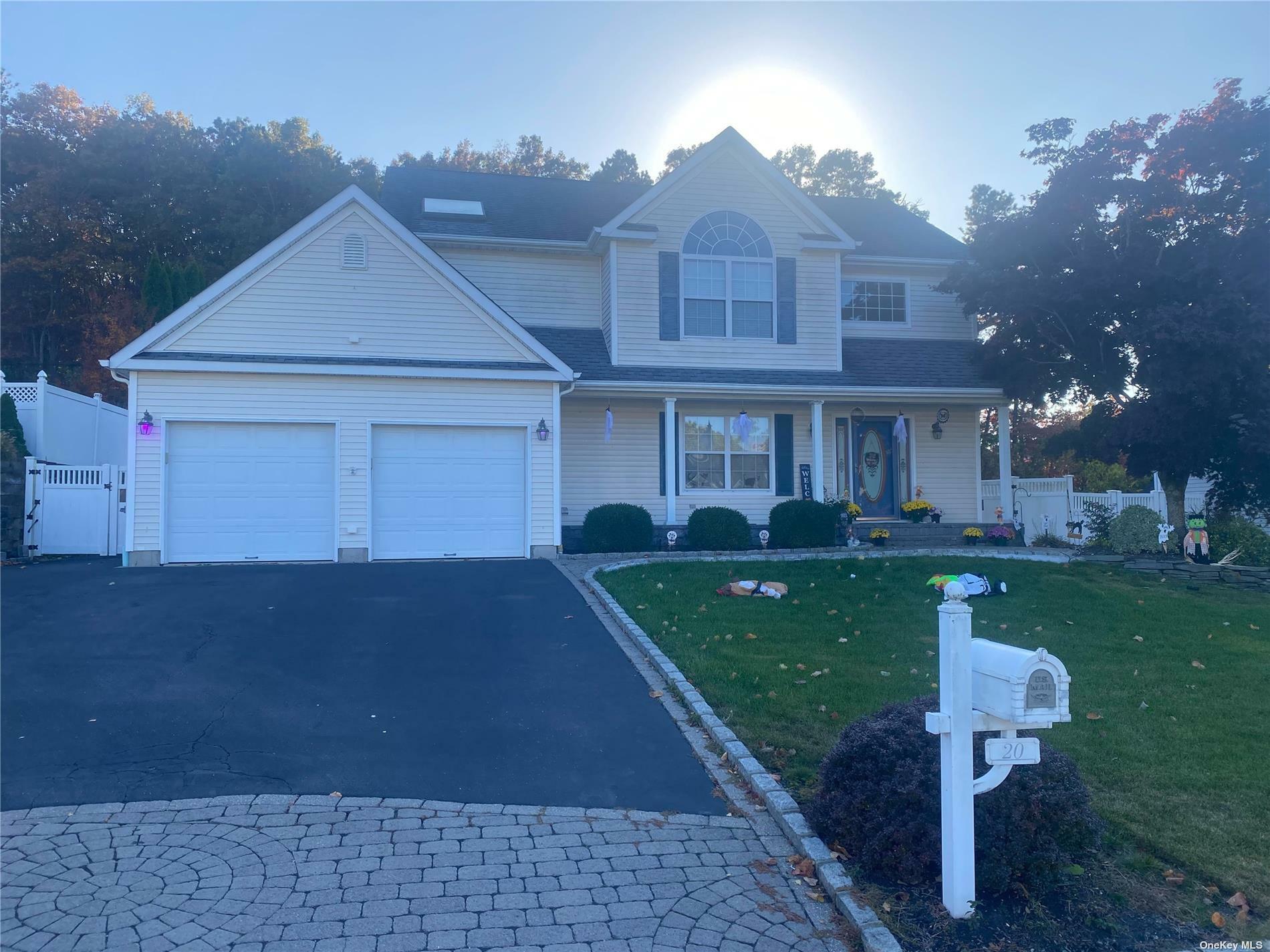 20 Beechwood Drive  Manorville NY 11949 photo