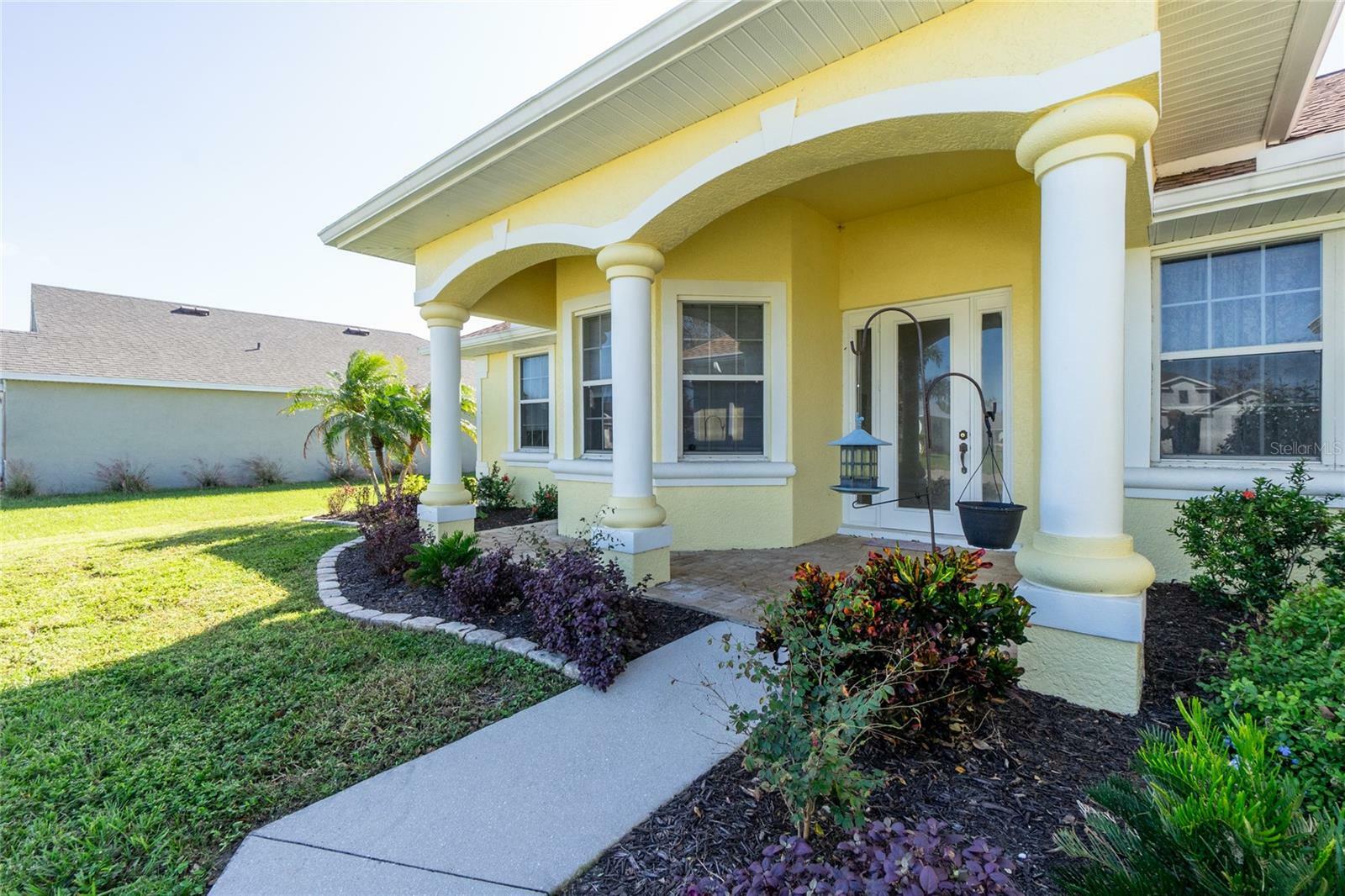 Property Photo:  25353 Puerta Drive  FL 33955 