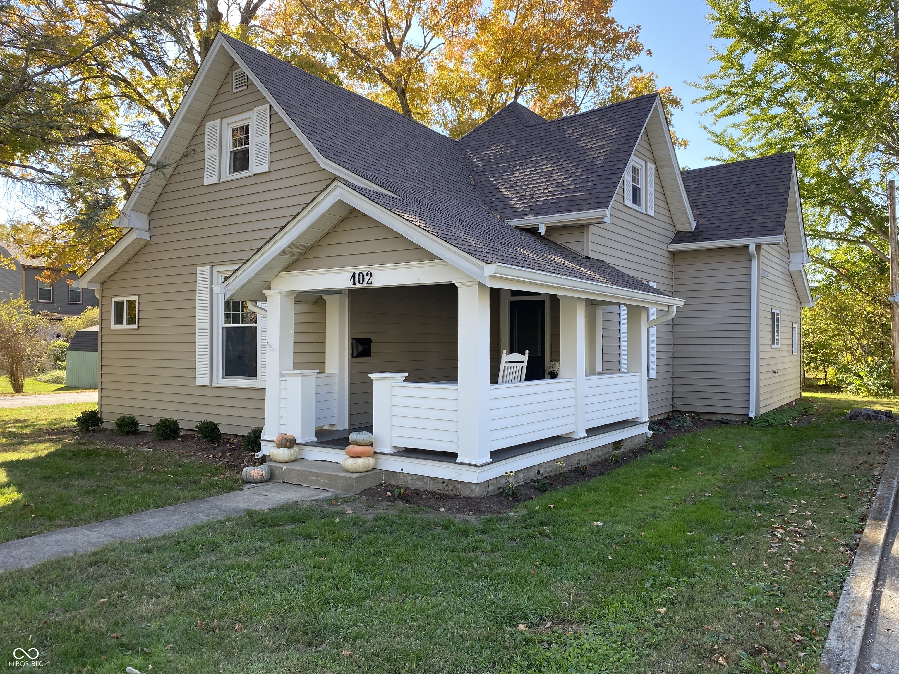 Property Photo:  402 S Broadway Street  IN 46064 