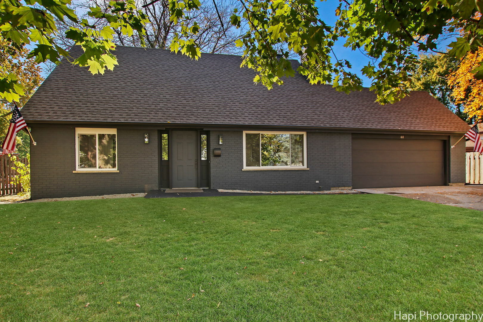 61 Faringdon Drive  Crystal Lake IL 60014 photo