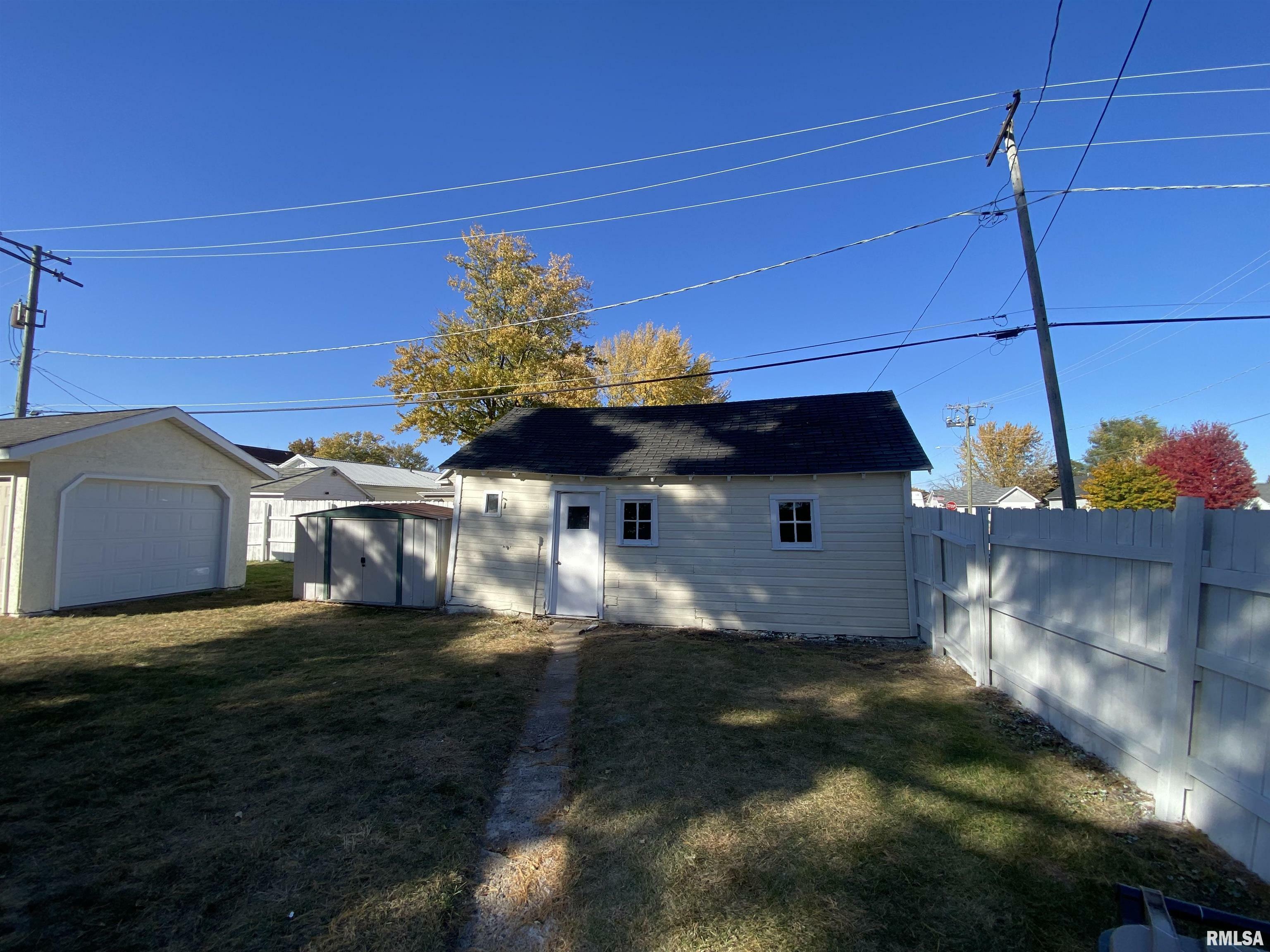 Property Photo:  1231 16th Avenue  IL 61252 