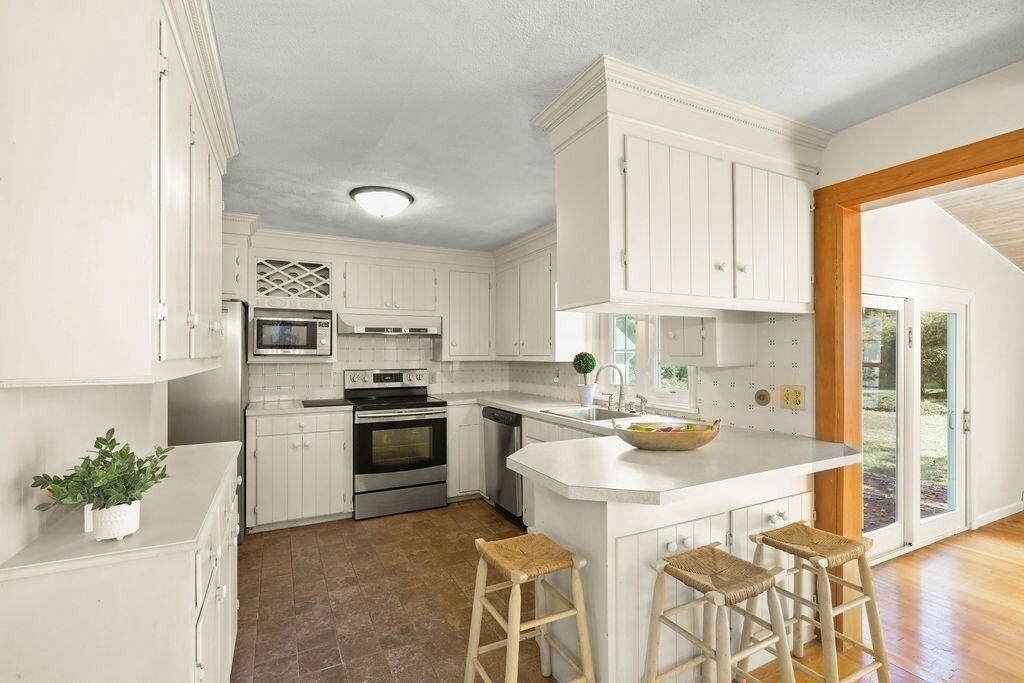 Property Photo:  115 Mount Hope Street  MA 02760 