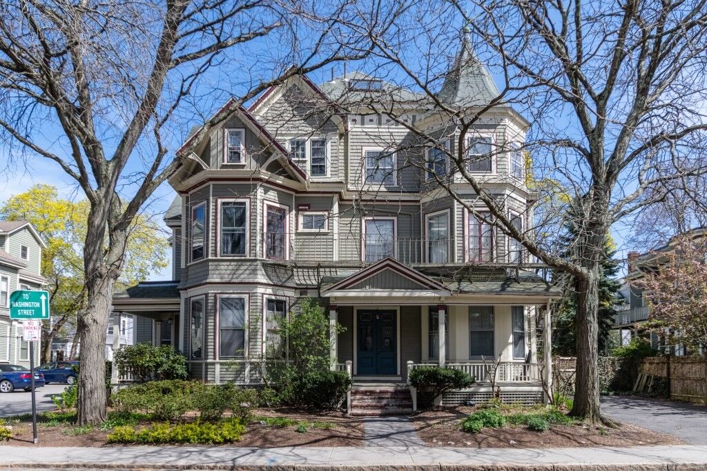 Property Photo: 72 Cypress 4 MA 02445