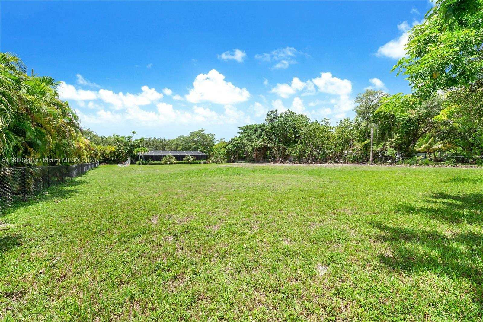 Property Photo:  7405 SW 122nd St  FL 33156 