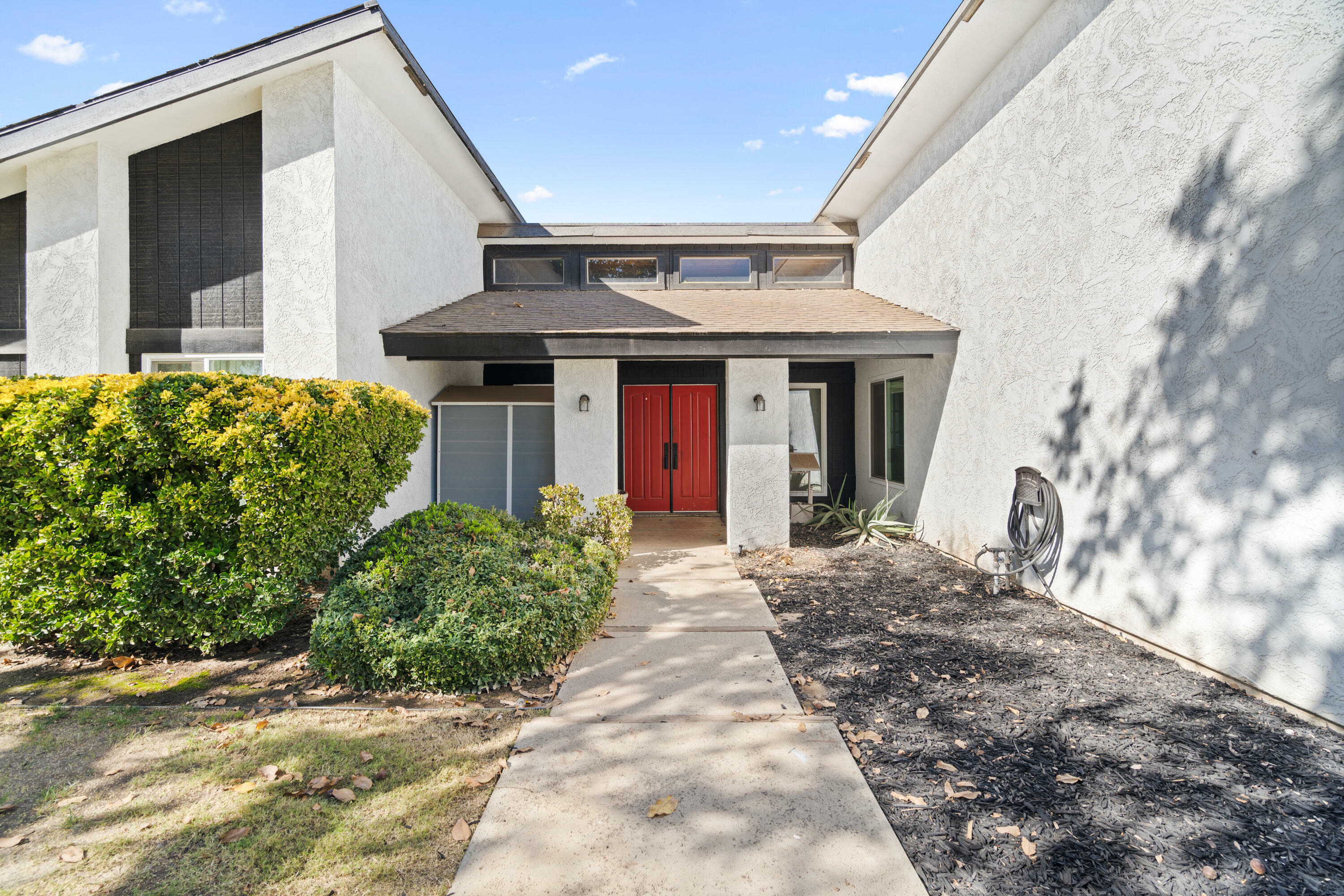 Property Photo:  1233 S Spruce Street  CA 93292 