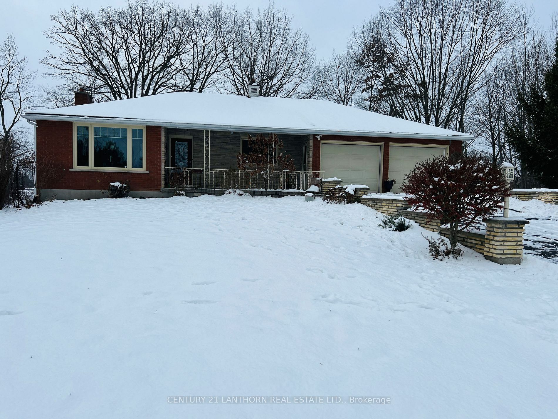 Property Photo:  857 River Rd  ON K0K 1V0 