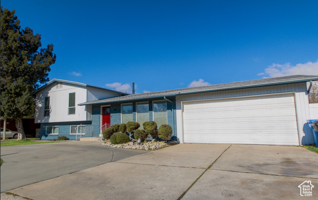 Property Photo:  737 E Center St  UT 84097 