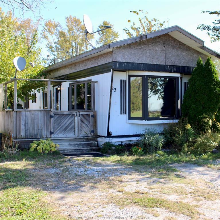 Property Photo:  11408 County Rd 46 23  ON N0P 1J0 