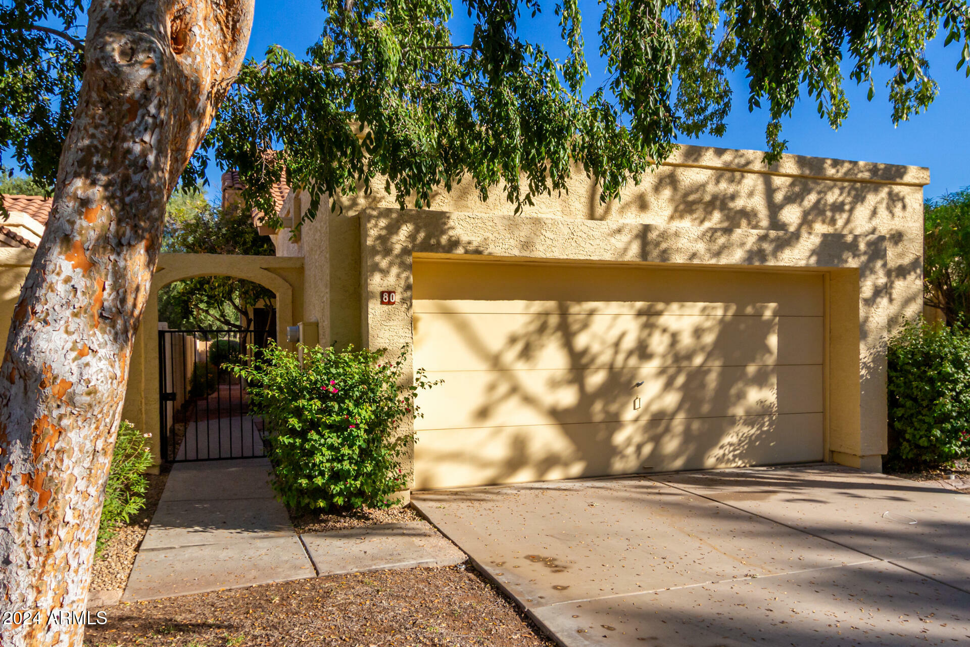 Property Photo:  80 W Ranch Road  AZ 85284 